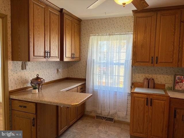 Building Photo - 7 Larchwood Rd