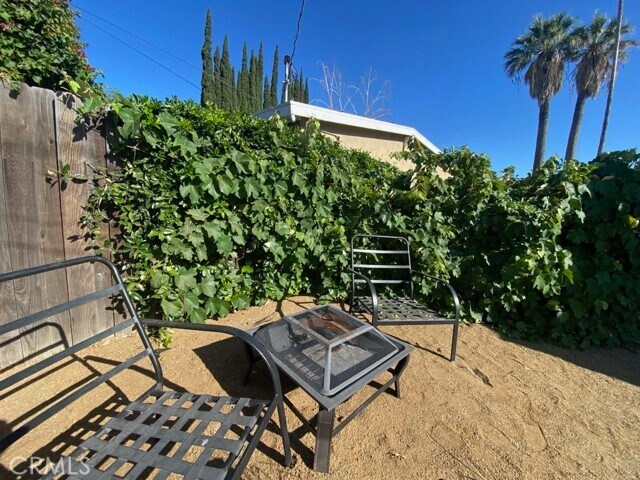 Building Photo - 16506 Halsted St