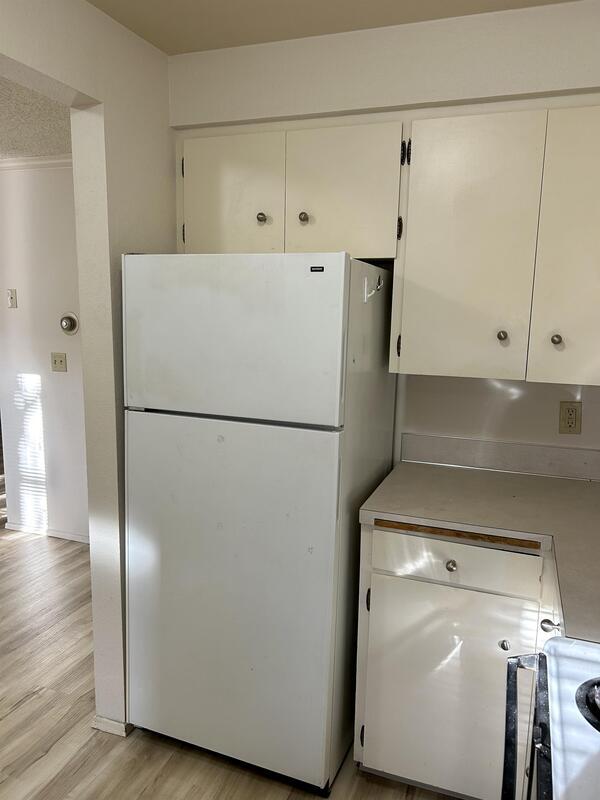 Building Photo - 103 La Villa Dr