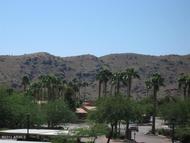 Building Photo - AVAILABLE NOW!!! GATED COMMUNITY - THE RAVEN - WITH GREAT AMENITIES