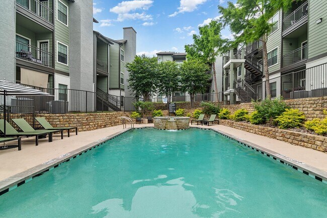 Building Photo - 9510 Westpark Dr