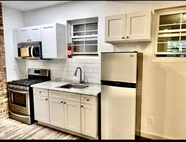 Primary Photo - 357 Liberty St