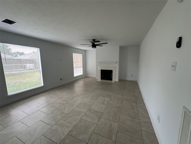 Building Photo - 19939 Arbor Creek Dr