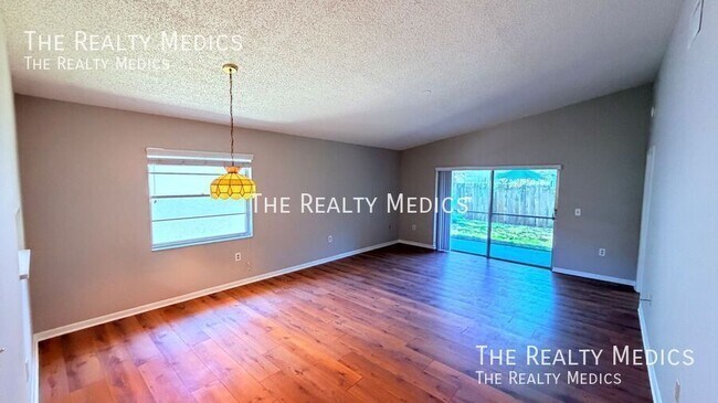 Building Photo - 10609 Wyndcliff Dr