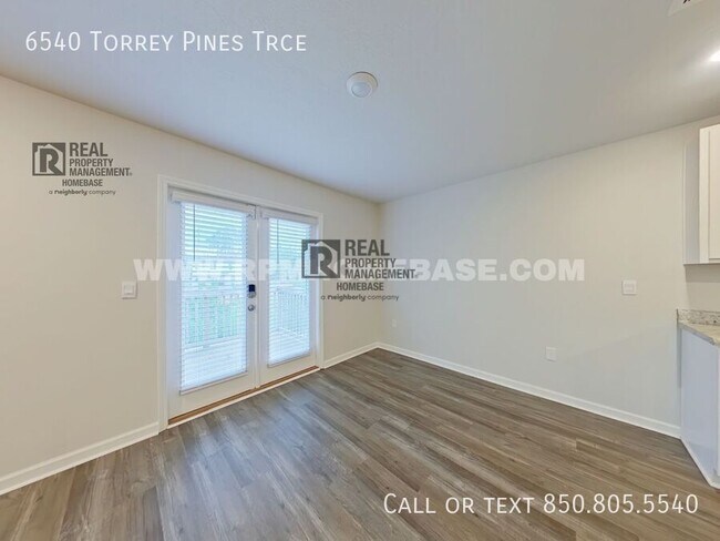 Building Photo - 6540 Torrey Pnes Trce