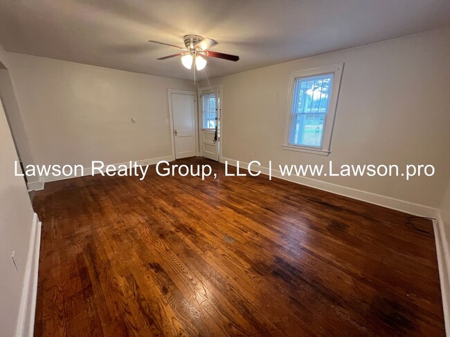 Building Photo - Cozy Home on Plantation Road w/ Garage