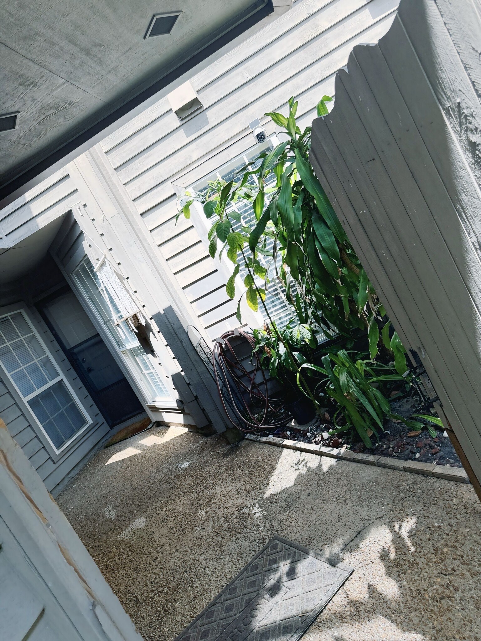 Gated front porch - 1159 Fromage Cir W