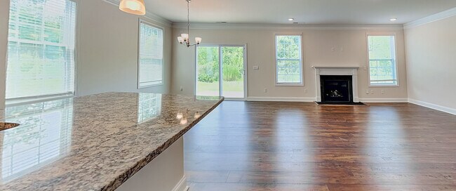 Building Photo - 5301 Ennisworth Ln