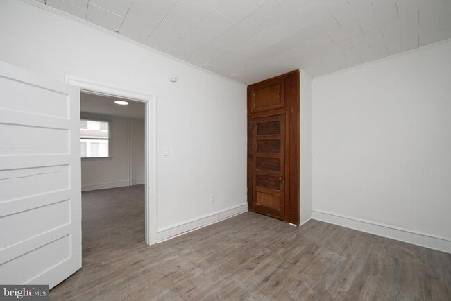 Building Photo - 34 Yale Rd