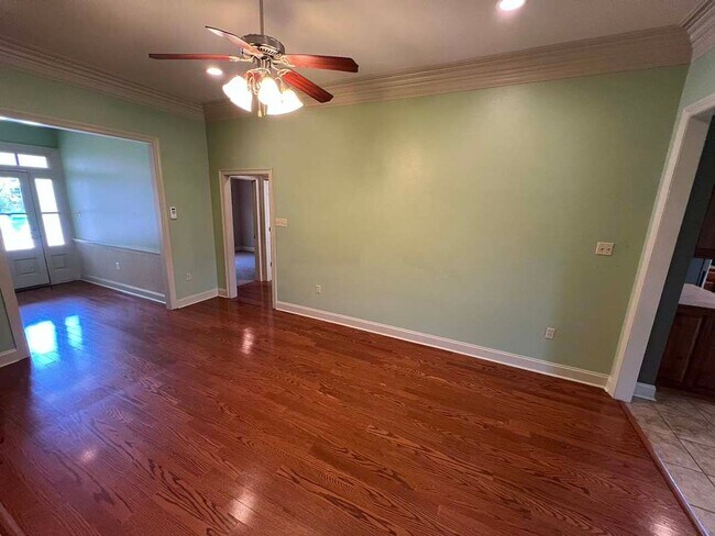 Building Photo - 3995 Water Oak Dr