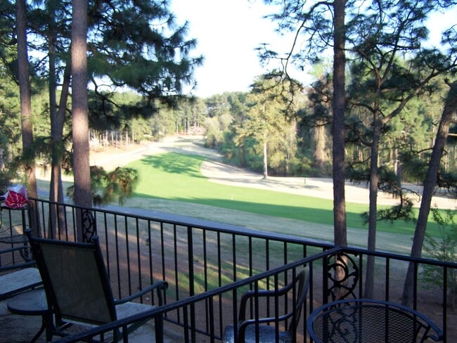 Building Photo - 7 Foxfire Blvd