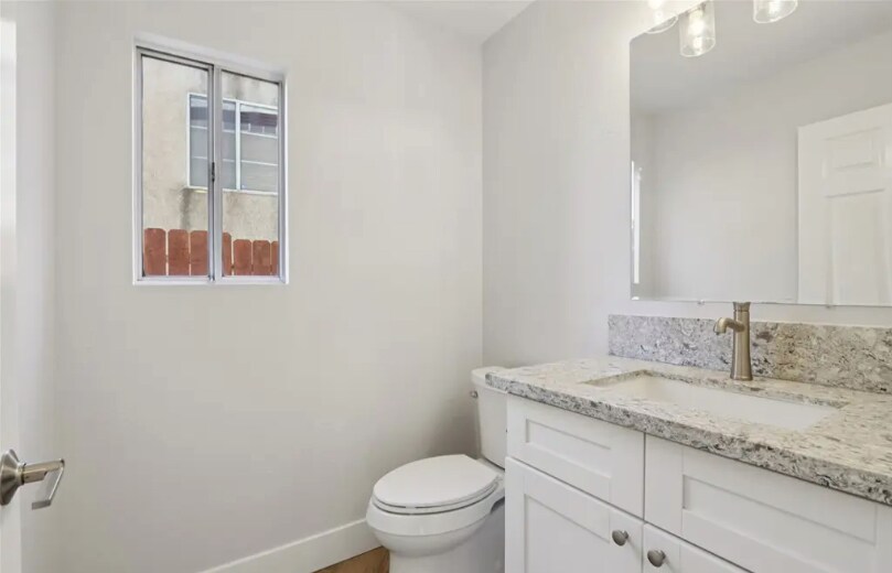 Building Photo - 16021 Augusta Dr