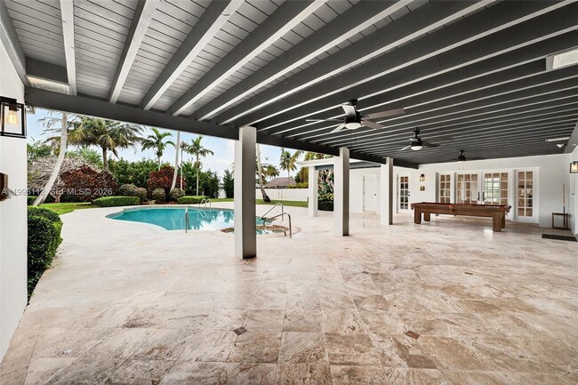 Building Photo - 3000 SW 130th Ave