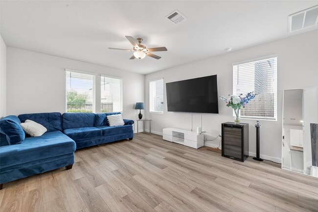 Building Photo - 14839 Slow River Ave