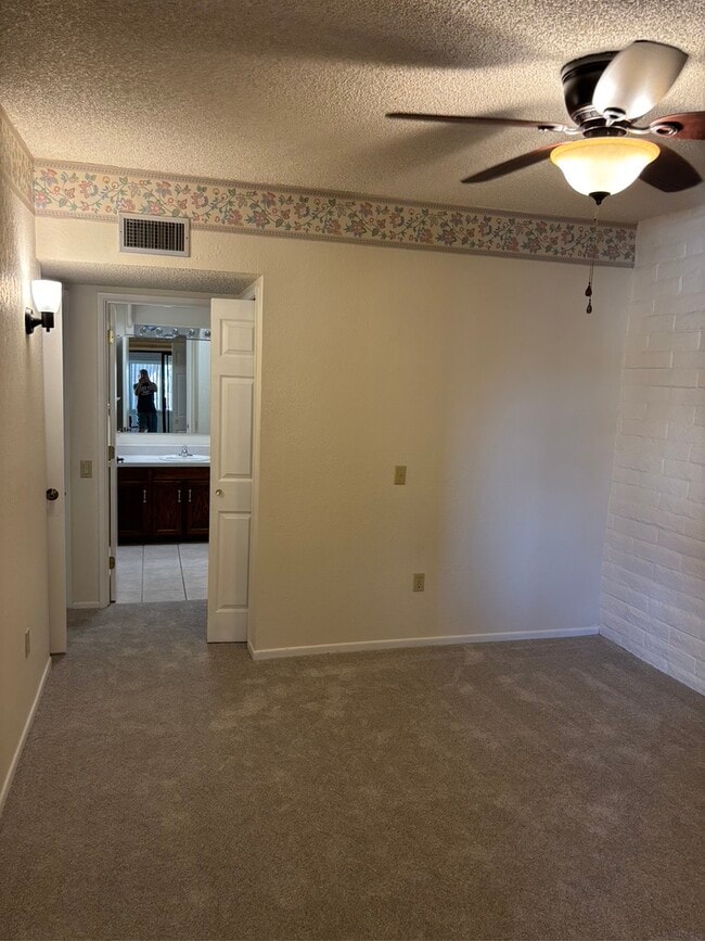 Building Photo - 3064 Calle Pueblo