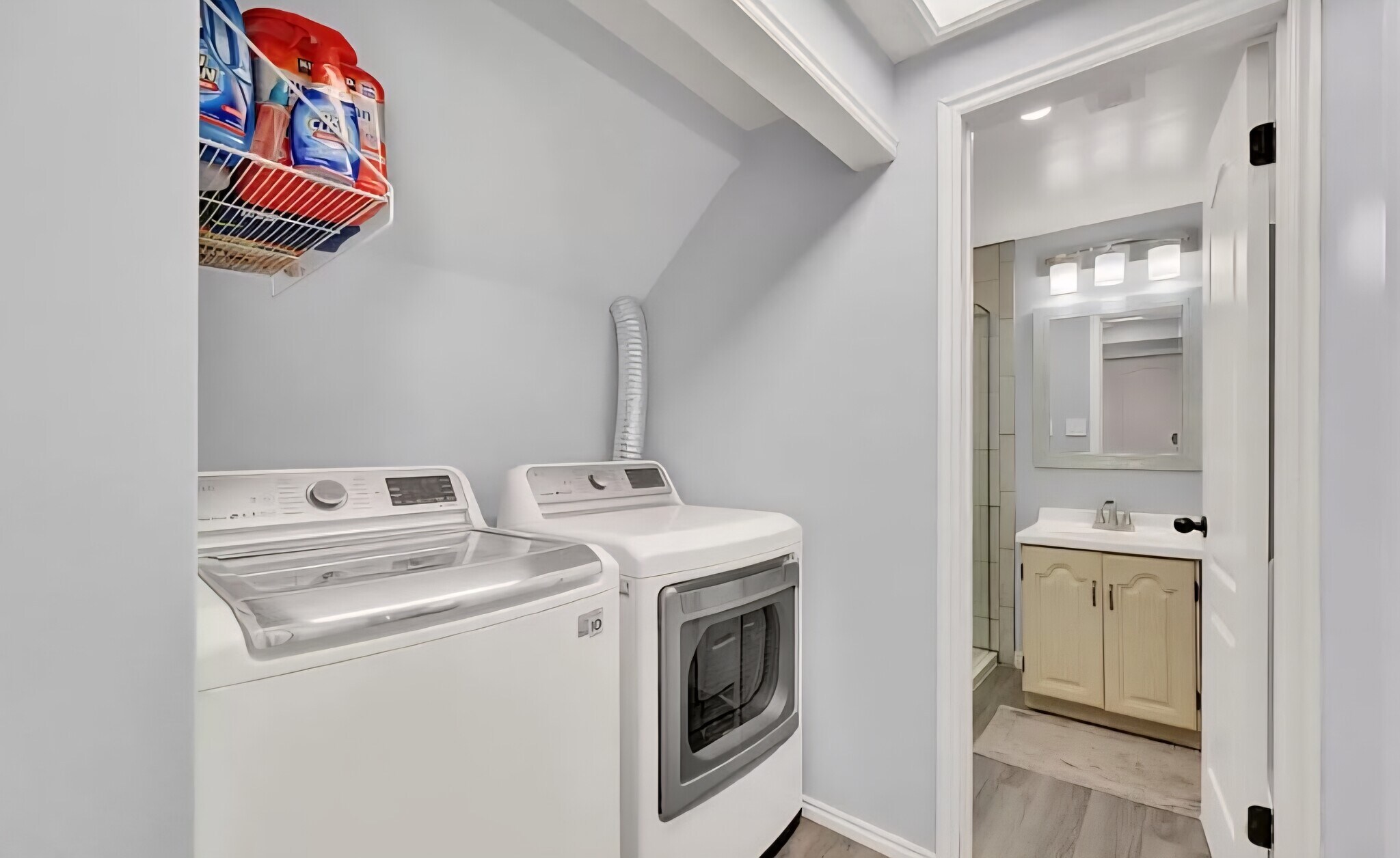 Building Photo - 5411 W Leticia Ct