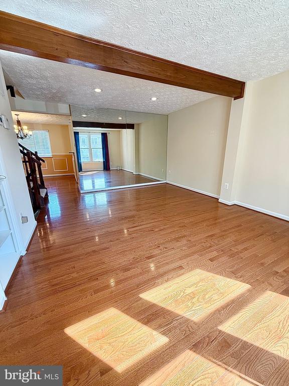 Building Photo - 5579 Glasgow Woods Ct