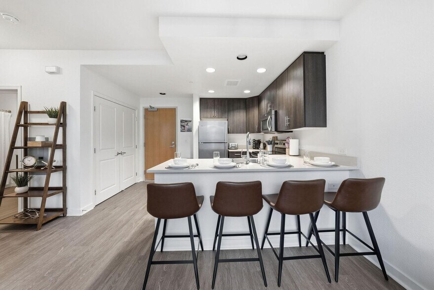 Building Photo - 1155 4th St