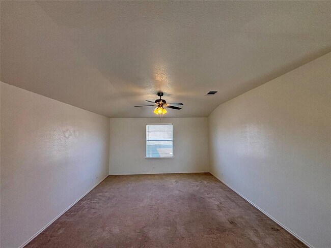 Building Photo - 1917 Sand Creek Rd