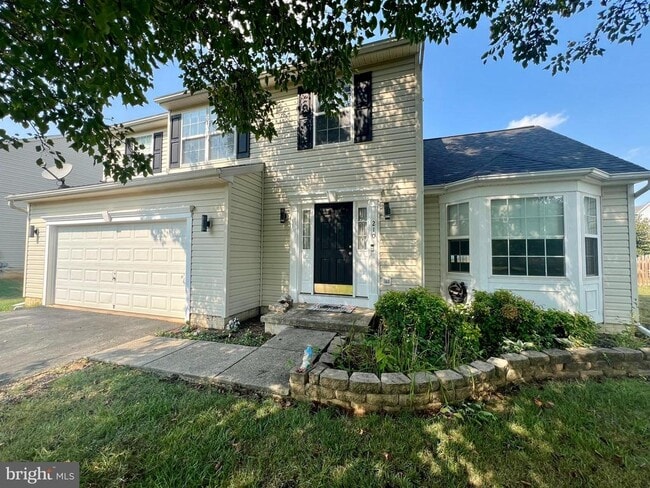 Building Photo - 210 Posting Way