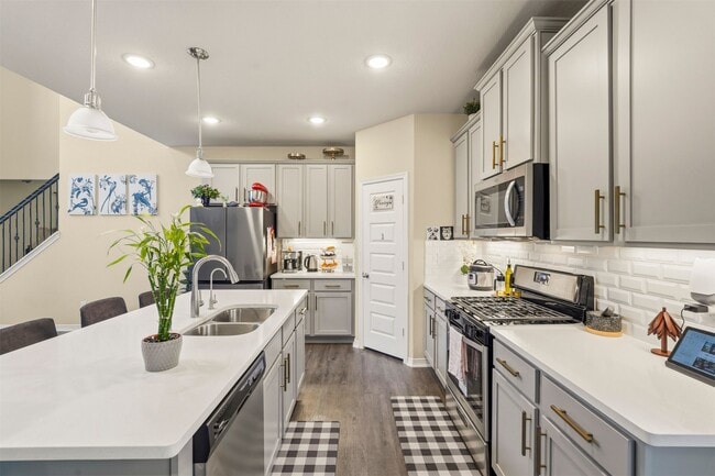 Building Photo - 812 Coronado Ter Ln