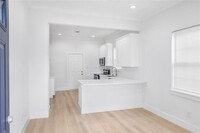 Building Photo - 702 40th St