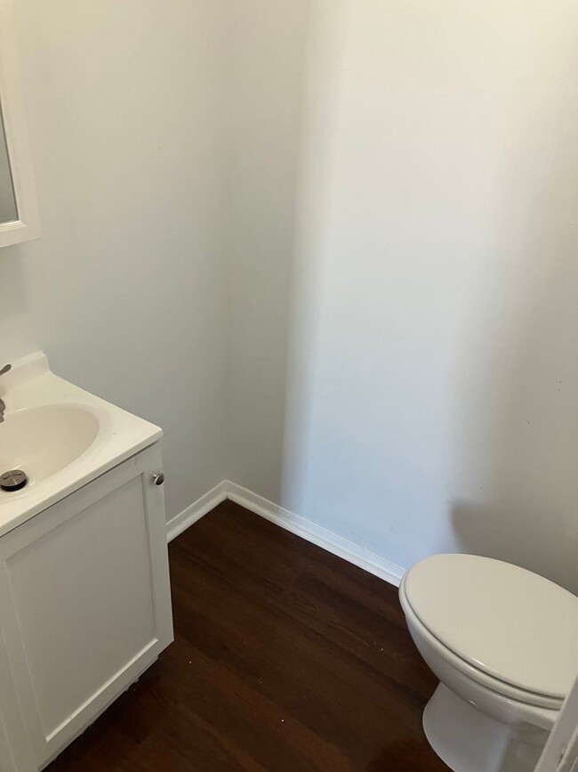 Building Photo - 3101 Oliver St