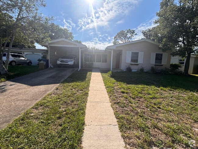 Building Photo - 201 Deltona Blvd