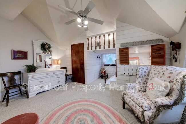 Building Photo - 28035 Delafield Dr