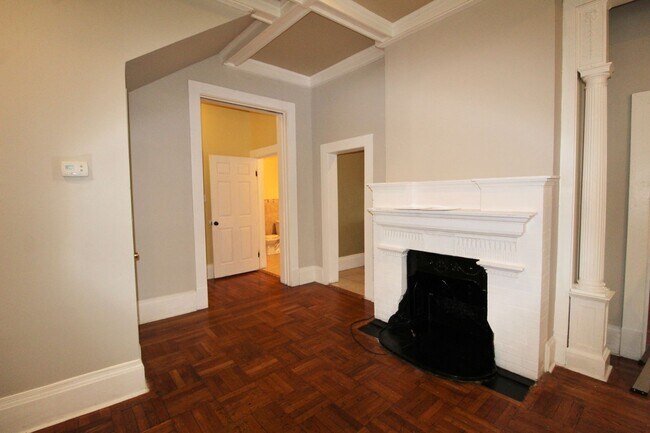 Building Photo - 205 Newman Ave