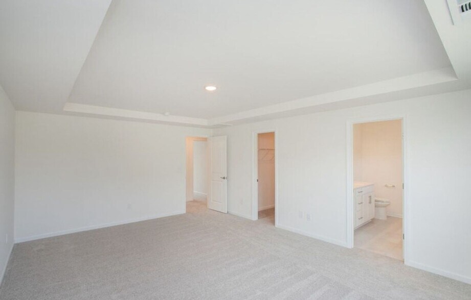Building Photo - 448 Jet Strm Dr
