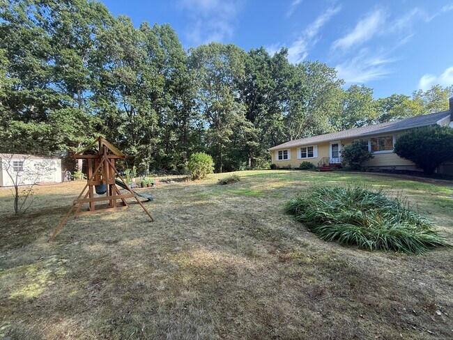 Building Photo - 475 Saw Mill Rd