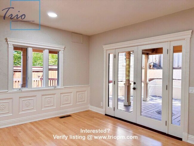 Building Photo - 2693 Chula Vista Dr