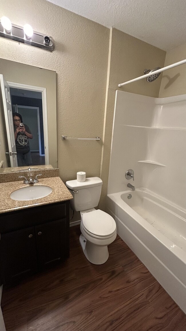 Building Photo - 310 Cooper St