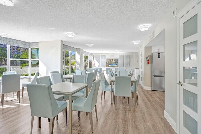 Building Photo - 5200 N Ocean Blvd