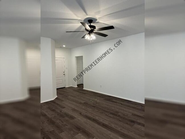 Building Photo - 122 Powder River Dr