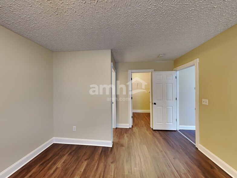 Building Photo - 1199 Onaway Ct