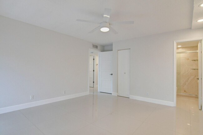 Building Photo - 15109 Ashland Dr