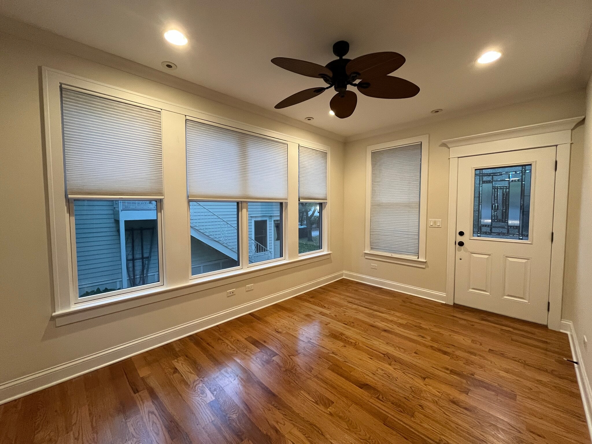 Building Photo - 541 Wesley Ave