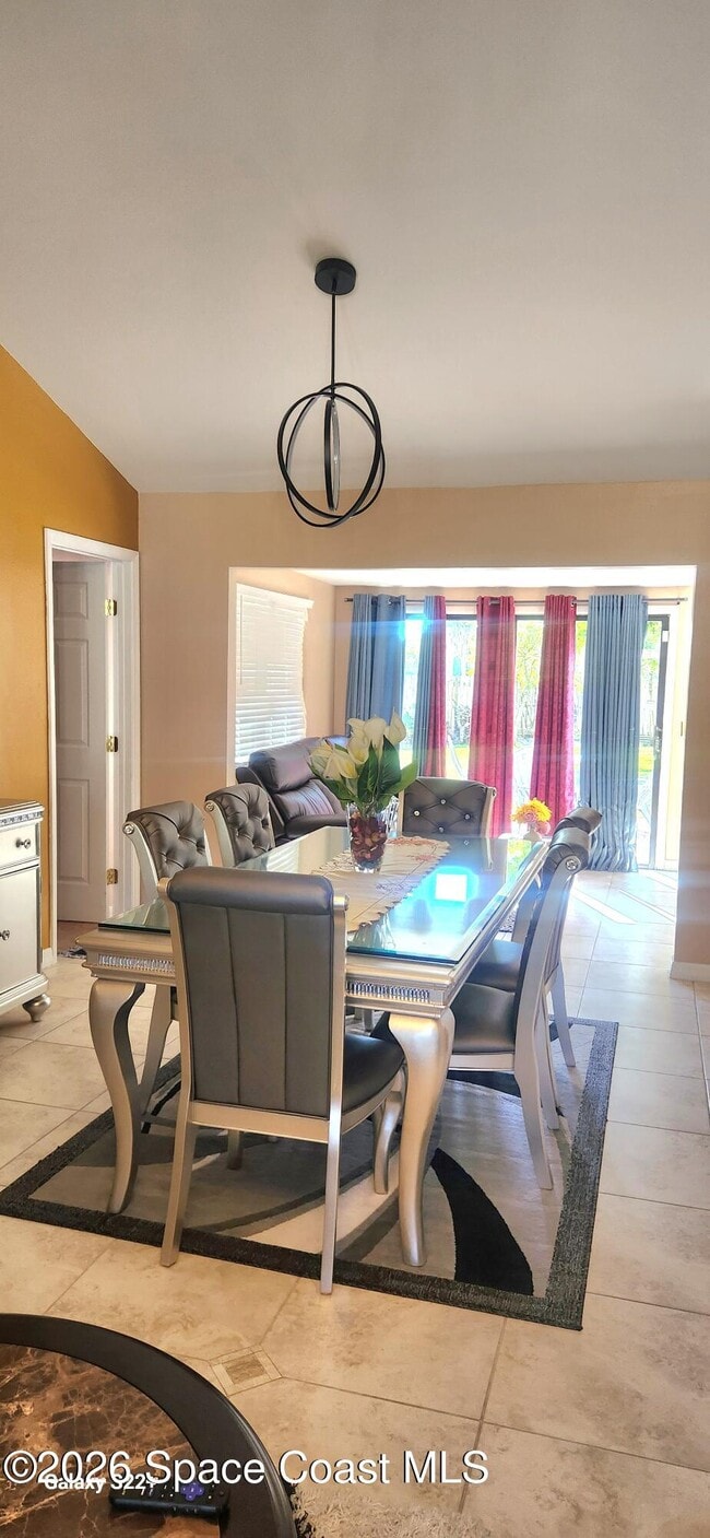 Building Photo - 1327 Cherry Hills Rd NE