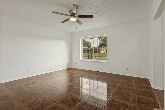 Building Photo - 207 Balboa Dr