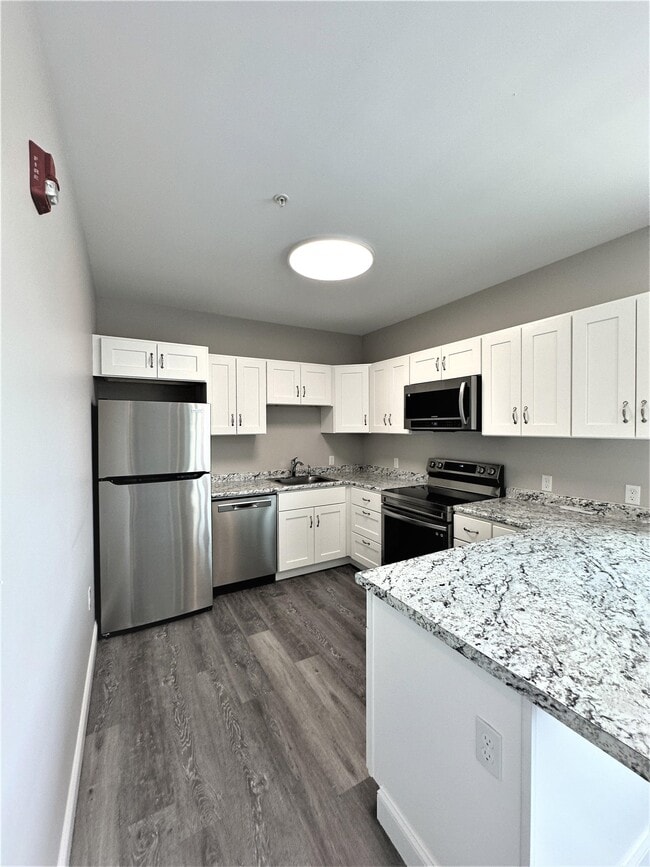 Building Photo - 530 Chestnut St