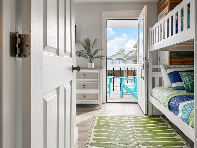 Building Photo - 94 Cobia St