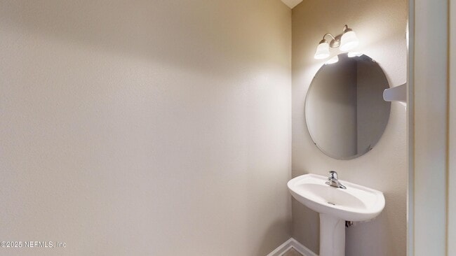 Building Photo - 7091 Stonelion Cir