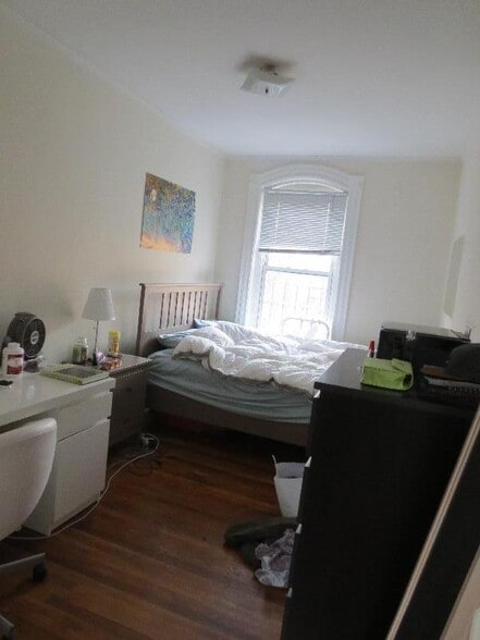 Building Photo - 76 Saint Stephen St