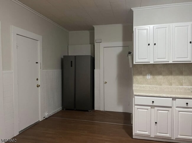 Building Photo - 234 Christine St