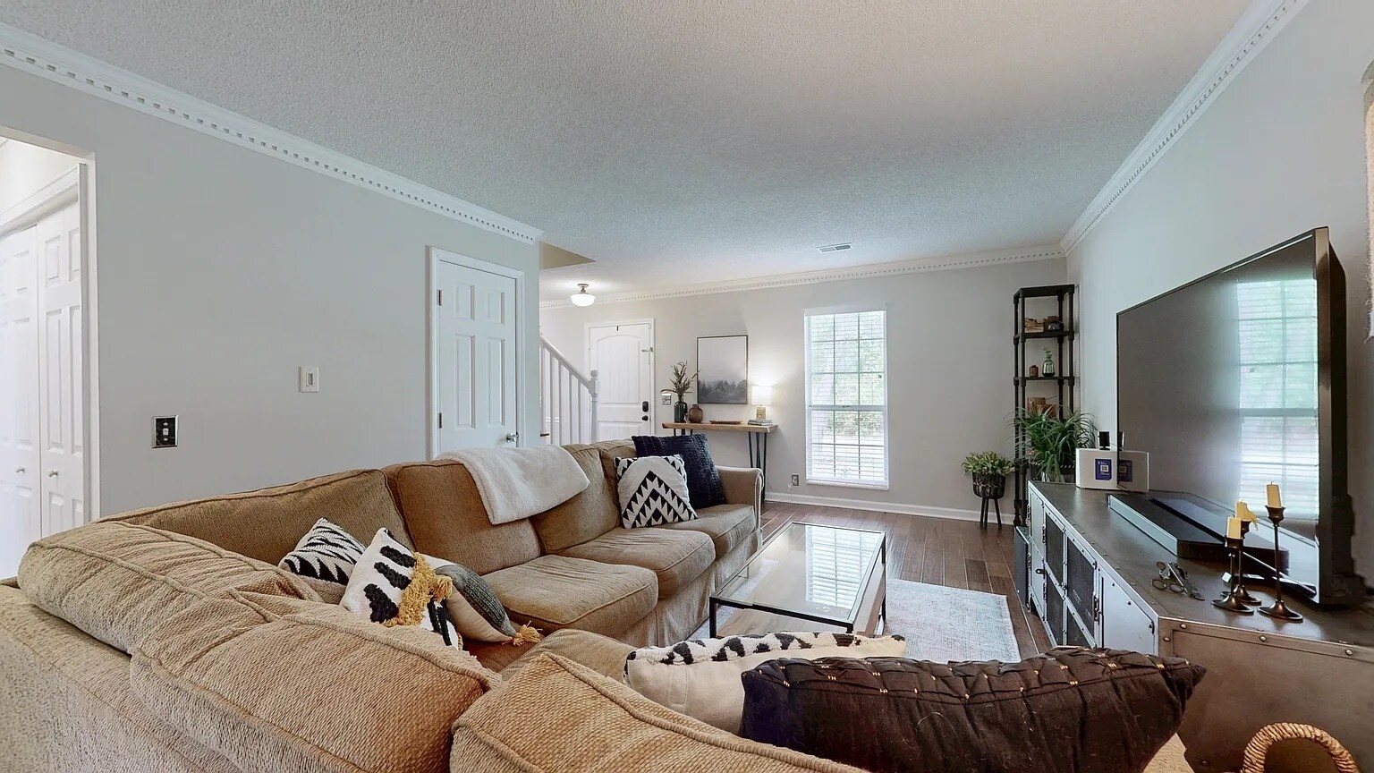 Building Photo - 604 Old Lebanon Dirt Rd