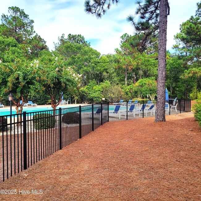 Building Photo - 25 Garden Villa Dr