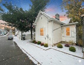 Building Photo - New Year, New Home, $500 Off!Spacious rooms, updated mechanicals, and convenient Canonsburg living