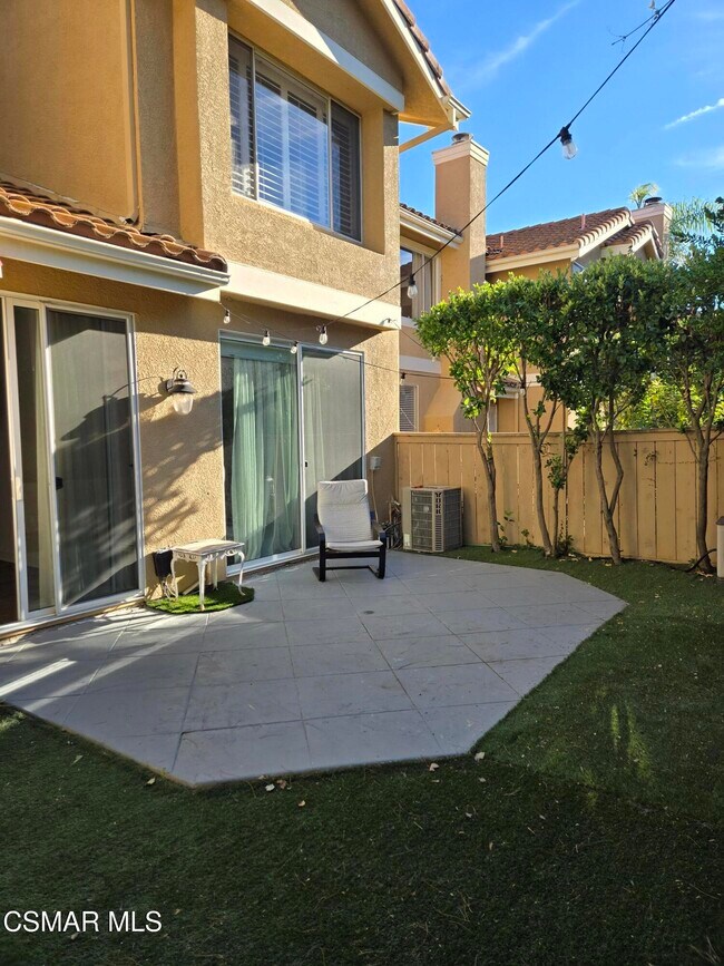 Building Photo - 491 Novara Way